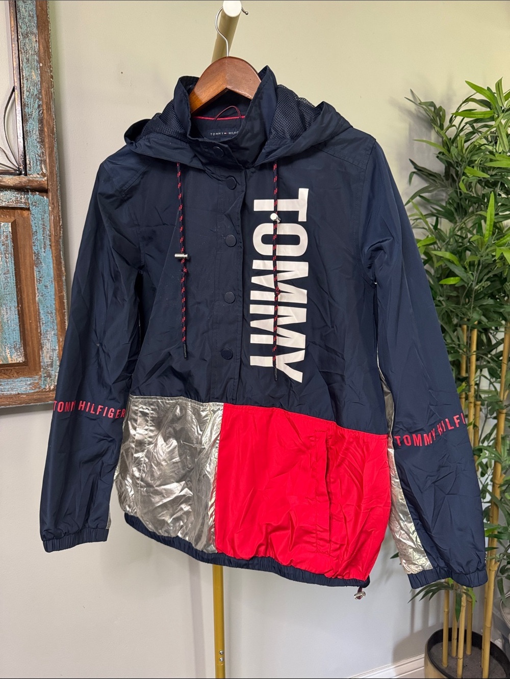 Tommy Hilfiger Navy, Red & Silver Colorblock Hooded Windbreaker L